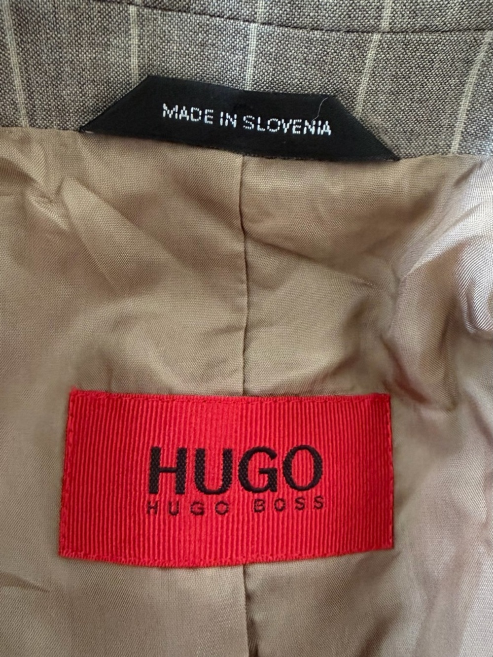 Hugo Boss Suit Set - Picture 5 of 12